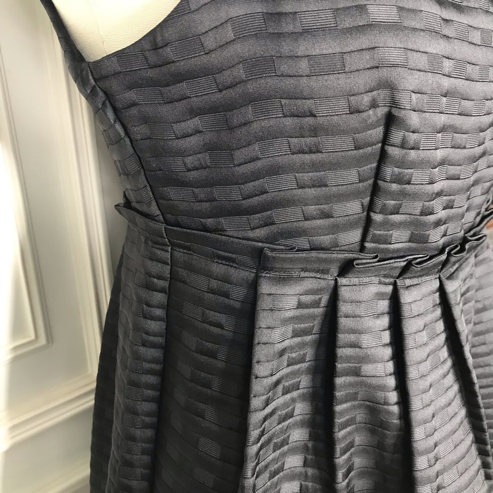 🧡 BCBG Paris Little Black Dress 🧡 - Picture 2 of 7